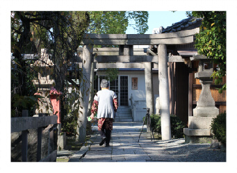 東の宮恵美須神社 境内